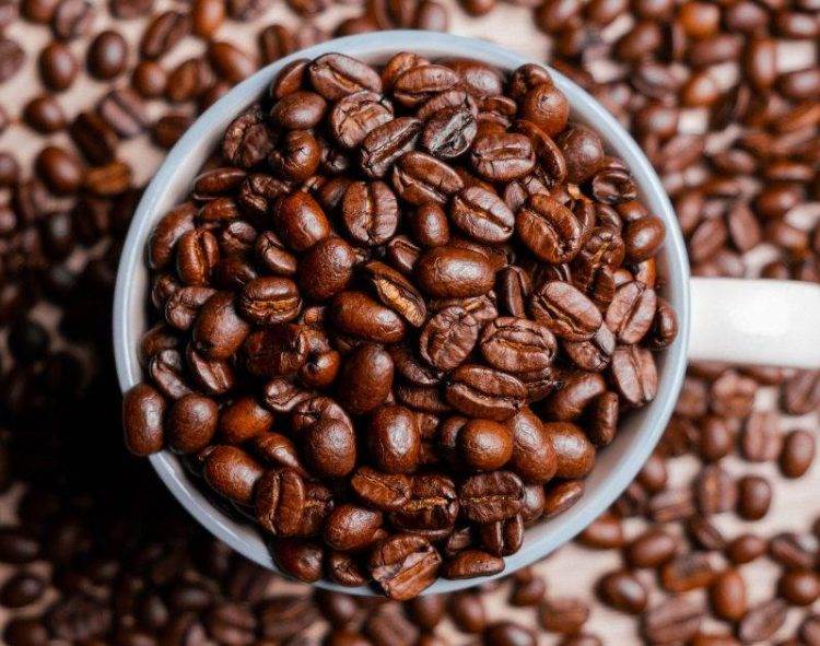 Giá Cà Phê Giảm Mạnh Do Lo Ngại Về Nguồn Cung Giảm Bớt