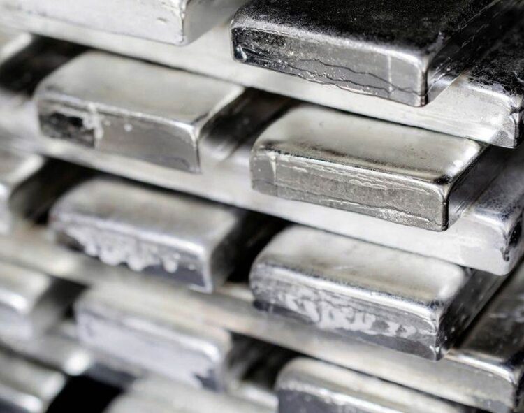 Giá Bạc Tăng Mạnh Chạm Mốc $30,23 Usd/Ounce
