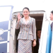 Thủ tướng Thái Lan đến Việt Nam, thúc đẩy quan hệ song phương lên tầm cao mới. Thủ tướng Paetongtarn Shinawatra rời chuyên cơ tại sân bay Nội Bài hôm nay. Ảnh: TTXVN