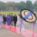 Thủ tướng Vương quốc Thái Lan Paetongtarn Shinawatra đặt vòng hoa và vào Lăng viếng Chủ tịch Hồ Chí Minh. Ảnh: Hữu Hưng