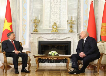 Tổng Bí thư Tô Lâm hội đàm với Tổng thống Nga Vladimir Putin: Củng cố quan hệ đối tác chiến lược toàn diện. Tổng Bí thư Tô Lâm hội đàm hẹp với Tổng thống Nga Vladimir Putin tại Moskva ngày 10/5. Ảnh: TTXVN