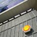 Shell đang đẩy mạnh đầu tư vào khí đốt Bắc Mỹ trong một canh bạc lớn dựa trên nhu cầu LNG dài hạn, bằng việc đồng ý mua lại ARC Resources của Canada với giá 16,4 tỷ đô la, thương vụ này sẽ bổ sung khoảng 370.000 thùng dầu tương đương mỗi ngày vào sản lượng và củng cố vị thế của tập đoàn dầu khí khổng lồ này tại một trong những hành lang khí đốt chiến lược nhất lục địa.
