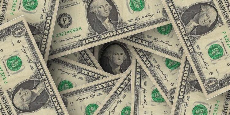Chỉ số đô la ( DXY00 ) hôm thứ Tư đã giảm -0,71% và chạm mức thấp nhất trong 4 tuần. Đồng đô la lao dốc vào thứ Tư sau khi Mỹ và Iran đạt được thỏa thuận ngừng bắn, làm giảm nhu cầu trú ẩn an toàn đối với đồng đô la. Ngoài ra, sự tăng mạnh của thị trường chứng khoán hôm thứ Tư đã làm giảm nhu cầu thanh khoản đối với đồng đô la. Thêm vào đó, lợi suất trái phiếu kho bạc giảm mạnh hôm thứ Tư đã làm suy yếu chênh lệch lãi suất của đồng đô la. Biên bản cuộc họp FOMC ngày 17-18 tháng 3 cho thấy tín hiệu trung lập đối với đồng đô la. Biên bản nêu rõ: “Đại đa số các thành viên tham gia đánh giá rằng rủi ro gia tăng đối với lạm phát và rủi ro giảm sút đối với việc làm đang ở mức cao, và đa số các thành viên lưu ý rằng những rủi ro này đã tăng lên do những diễn biến ở Trung Đông.”