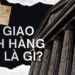Sàn giao dịch hàng hóa là nơi diễn ra hoạt động giao dịch các mặt hàng vật chất, còn được gọi là hàng hóa. Giá cả của các mặt hàng này thường có thể tác động đến thị trường theo một hướng nhất định, đặc biệt là với các mặt hàng được giao dịch nhiều như dầu và vàng. Các mặt hàng khác như thực phẩm có thể không quyết định hướng đi của thị trường nhưng lại có ảnh hưởng lớn đến giá cả và tâm lý người tiêu dùng.